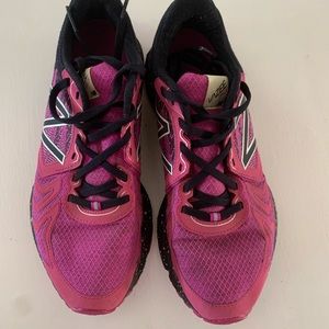 New balance women’s running shoes Vazee pace